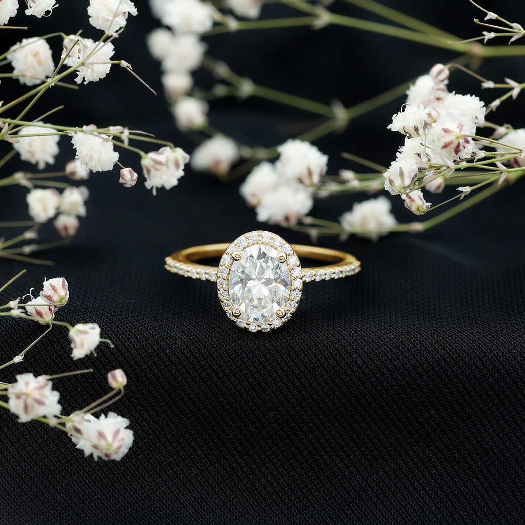 Oval Brilliant Cut Moissanite Classic Engagement Ring