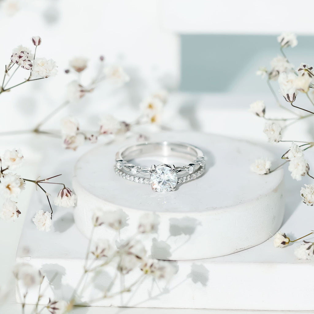 Certified Round Shape Moissanite Designer Engagement Ring