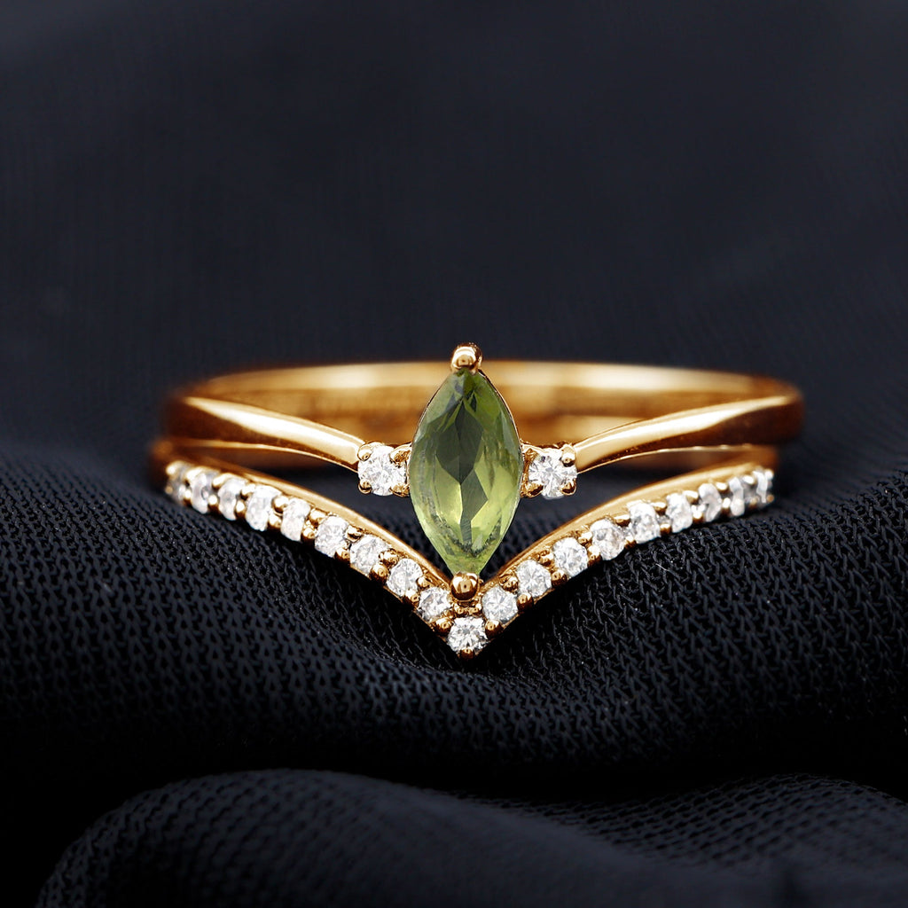 Marquise Cut Peridot Solitaire Wedding Ring Set with Diamond