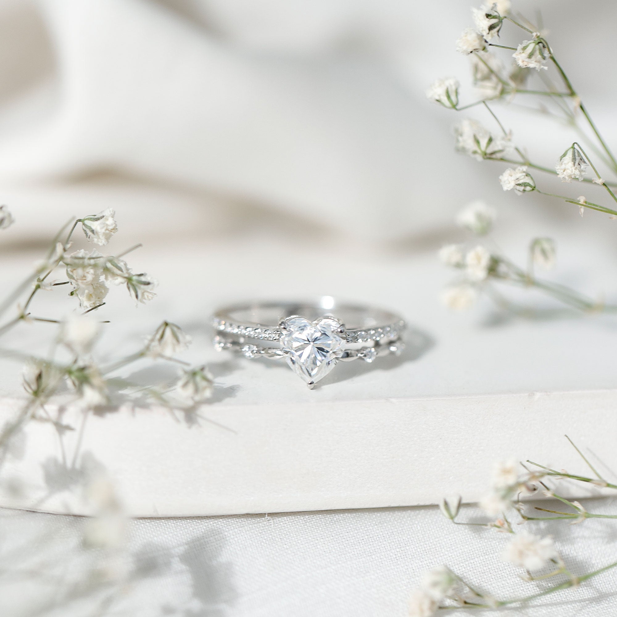 1.5 Carat Heart Moissanite Solitaire Double Band Ring Set