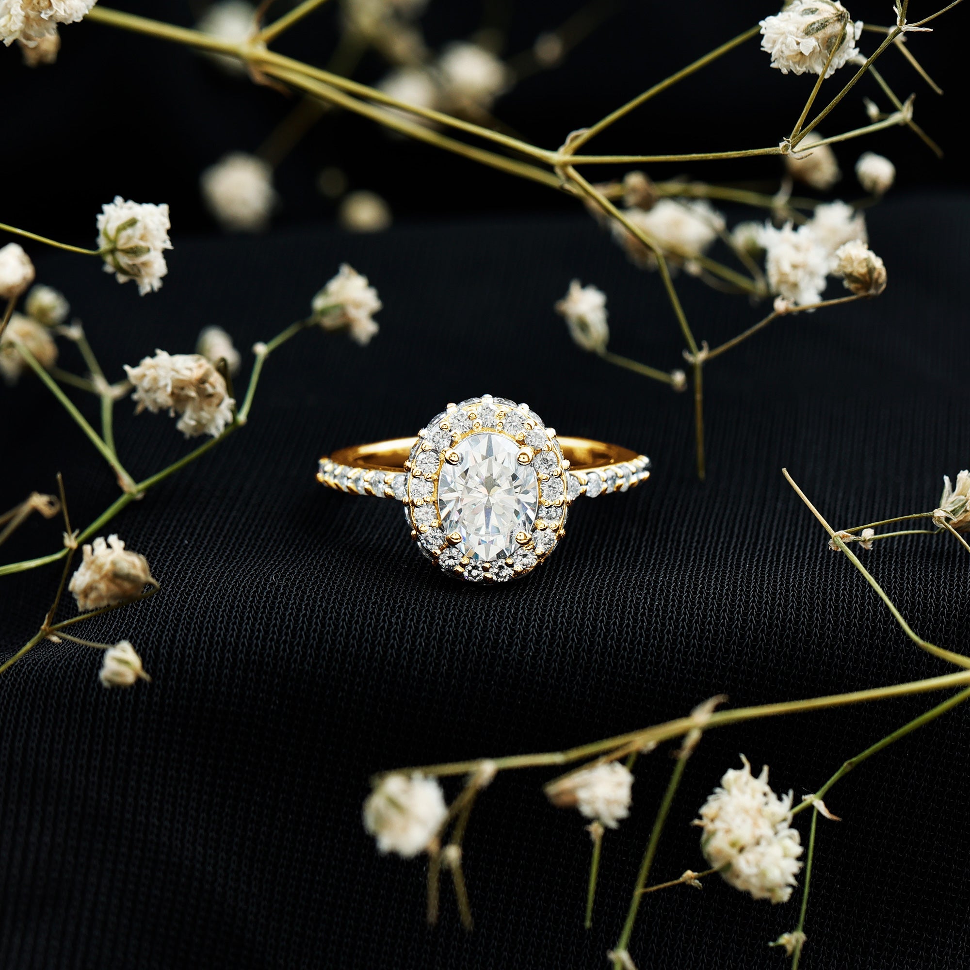 Brilliant Cut Moissanite Classic Engagement Ring with Halo