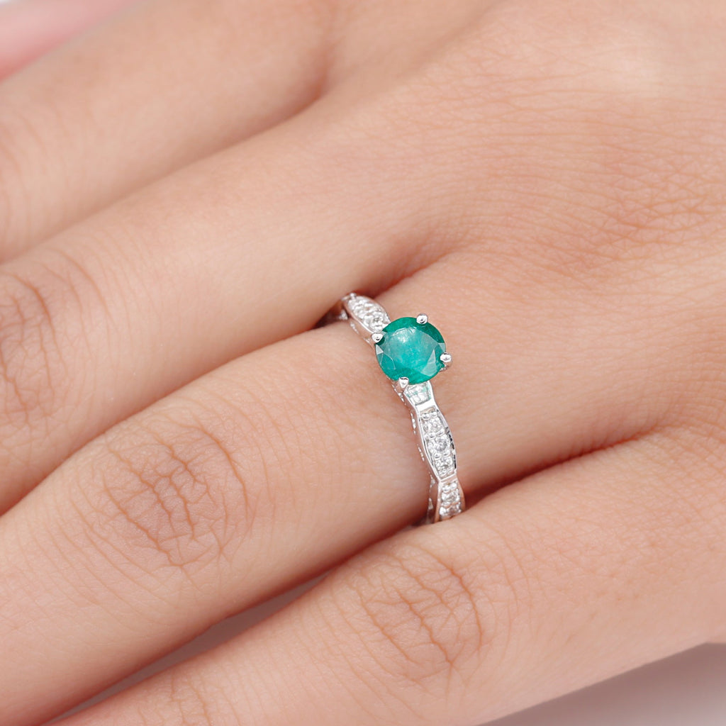 AAA Quality Emerald Solitaire Promise Ring with Diamond