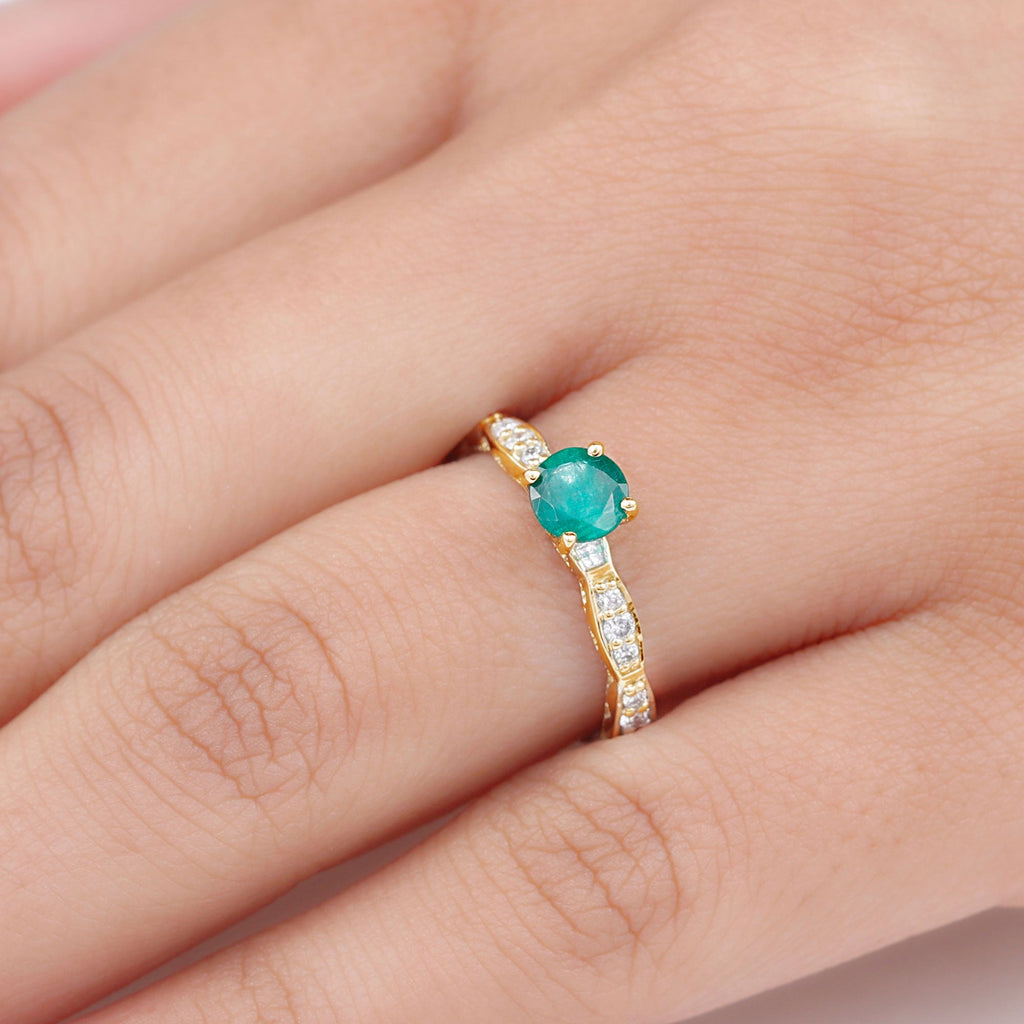 AAA Quality Emerald Solitaire Promise Ring with Diamond