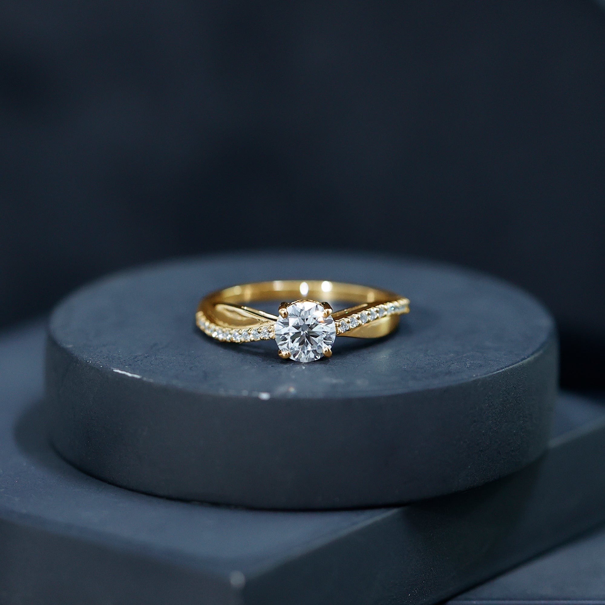 Classic Round Cut Moissanite Solitaire Engagement Ring for Women