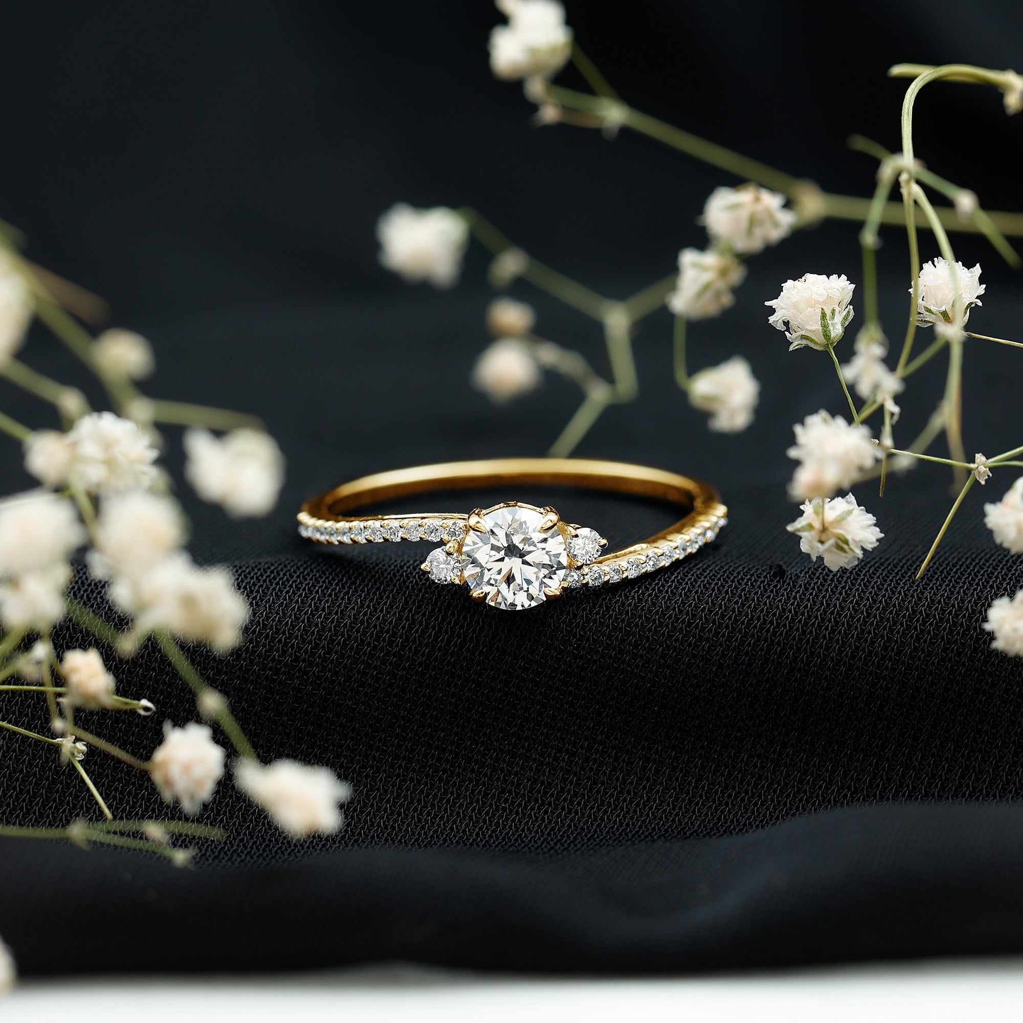 Round Shape Moissanite Bypass Engagement Ring with Side Stones
