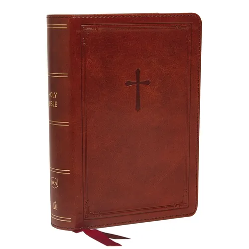 Nkjv, Reference Bible, Compact, Leathersoft, Brown, Red Letter Edition, Comfort Print: Holy Bible, New King James Version - Imitation Leather