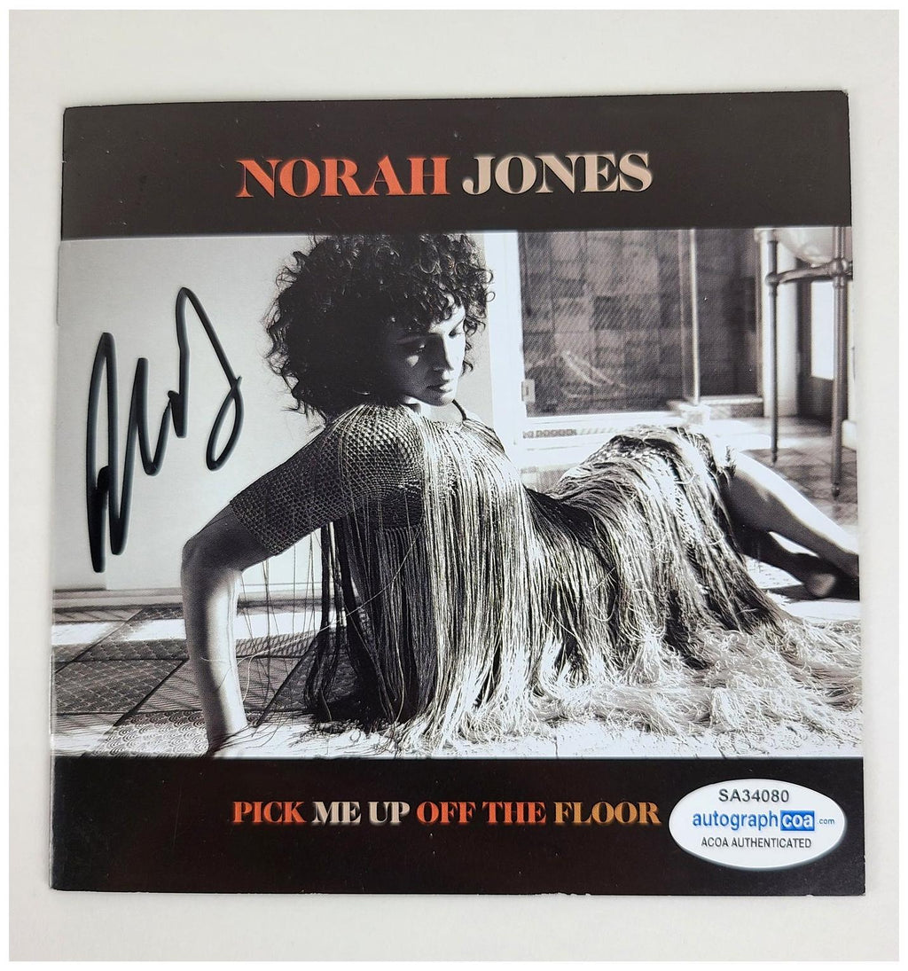 Norah Jones Signed Pick Me Up Off The Floor Cd Cvr LP Album ACOA