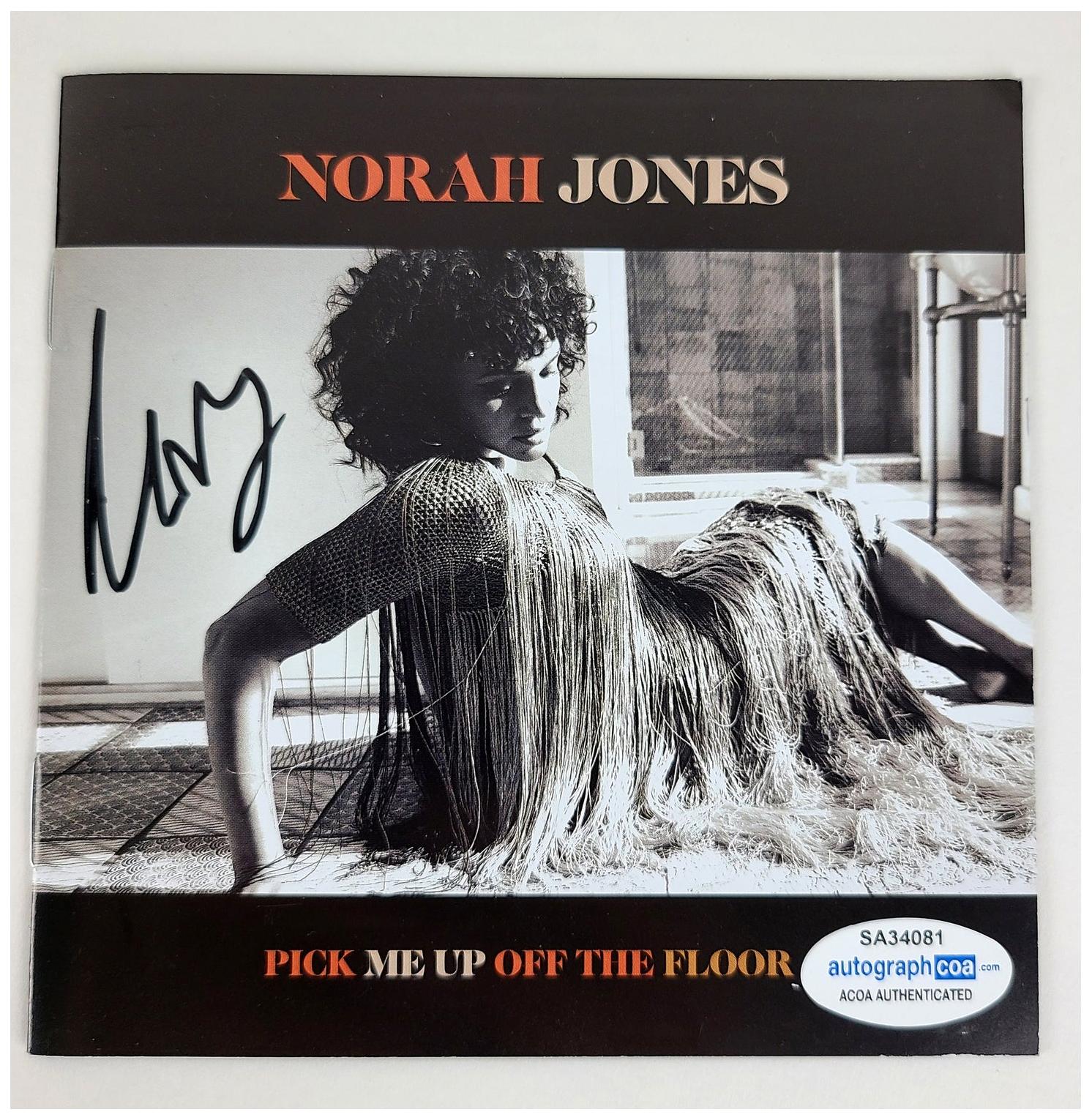 Norah Jones Signed Pick Me Up Off The Floor Cd Cvr LP Album ACOA