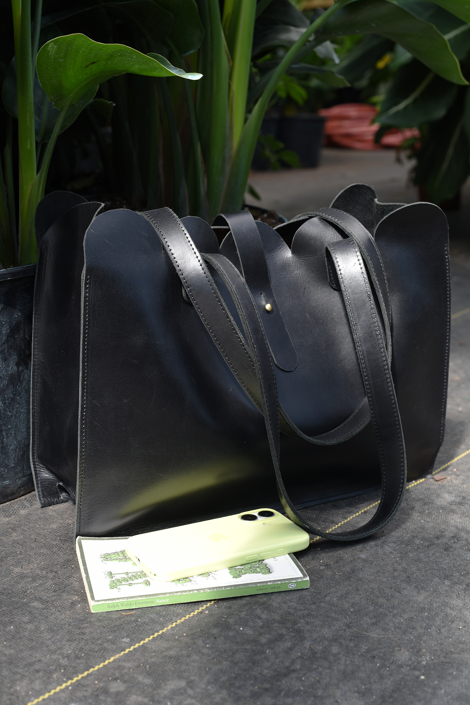Scalloped Large Leather Handbag