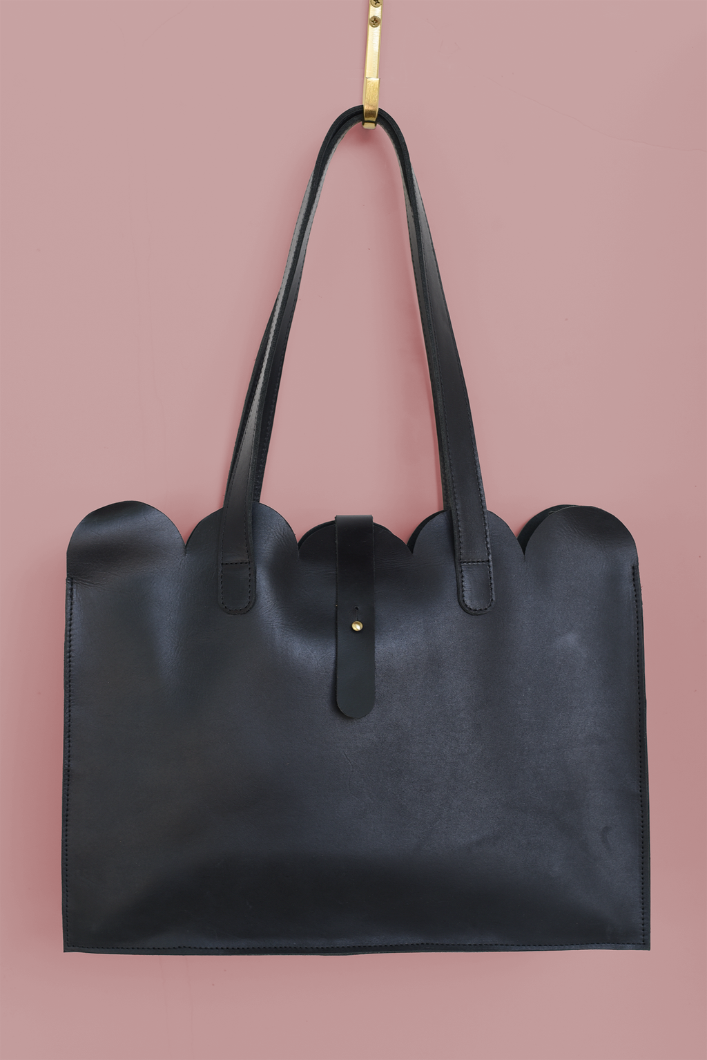 Scalloped Large Leather Handbag