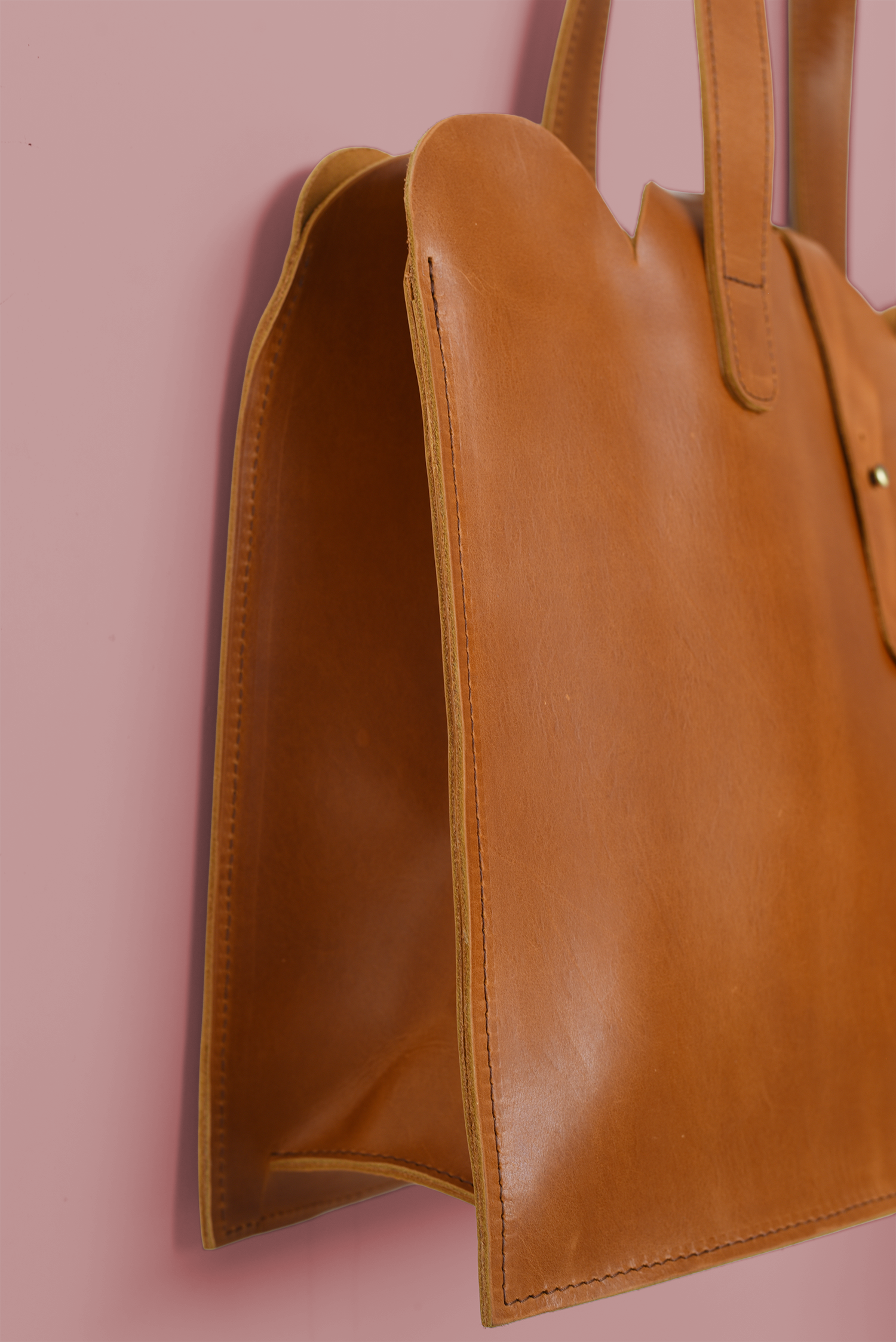Scalloped Large Leather Handbag