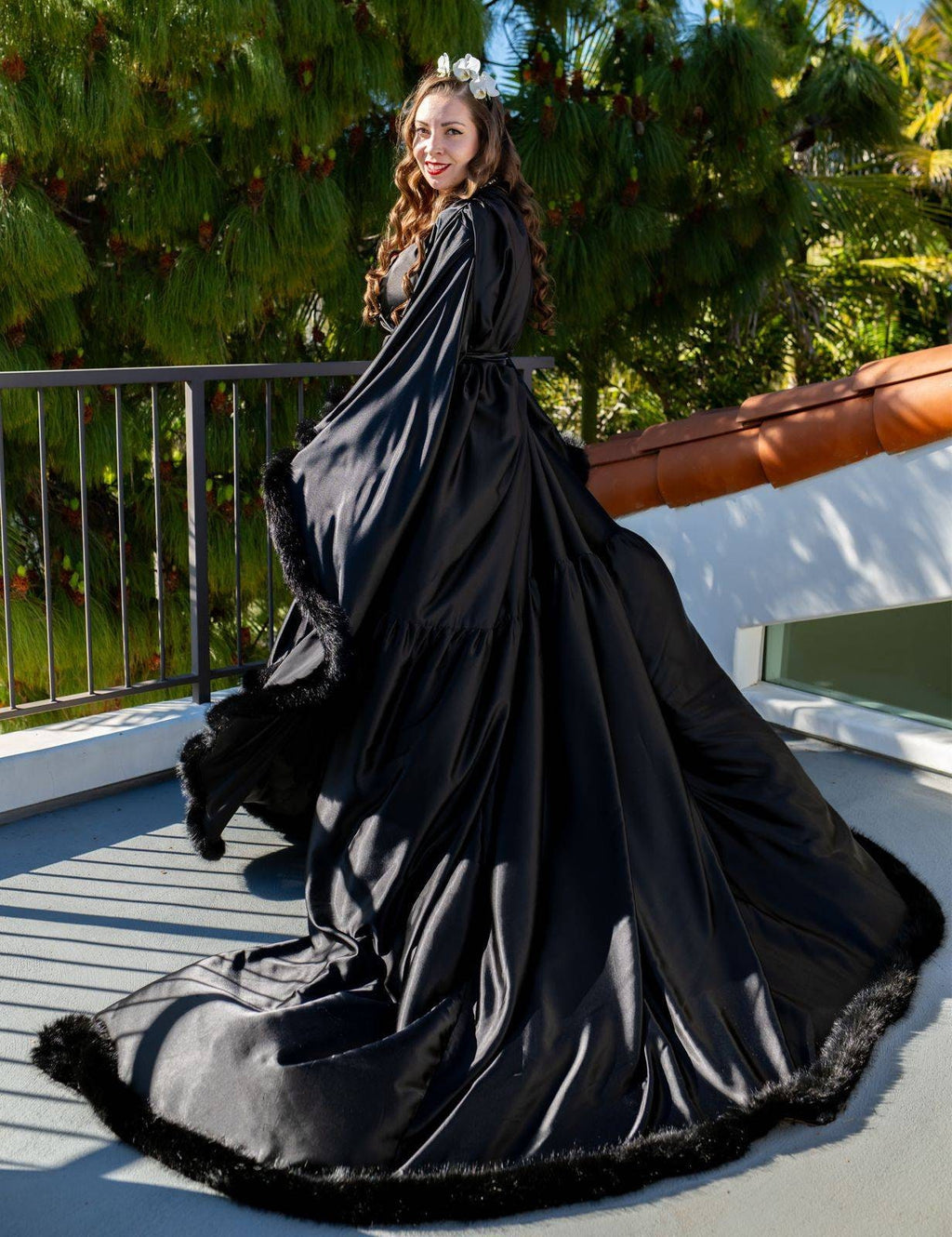 Luxury Satin Feather Bridal Robe | Victorian Style Wedding & Photoshoot Robe