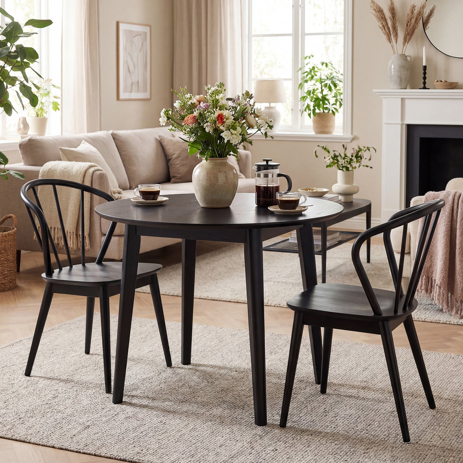Windsor Dining Chairs Set of 4 with Spindle Backrest-Black