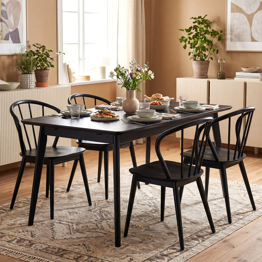 Windsor Dining Chairs Set of 4 with Spindle Backrest-Black