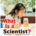 What Is a Scientist? - Paperback