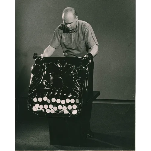 Claes Oldenburg: Writing on the Side 1956-1969 - Paperback