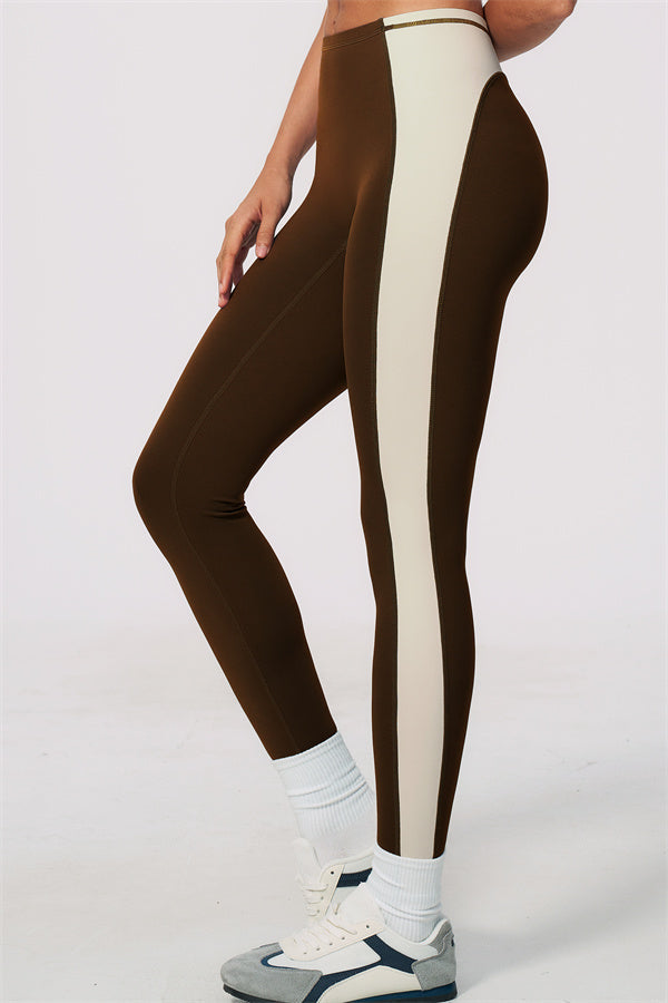 The Sandstone T-shirt Leggings 2-Piece Set