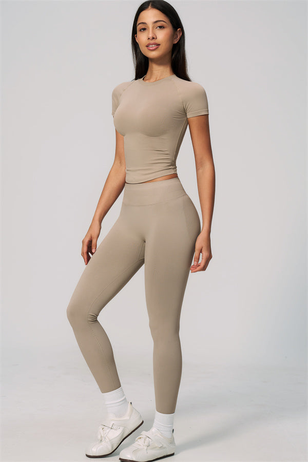 The Velvetine T-shirt Leggings 2-Piece Set