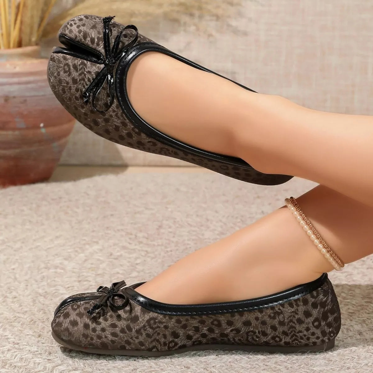 Leopard Bow Detail Split Toe Slip-Ons