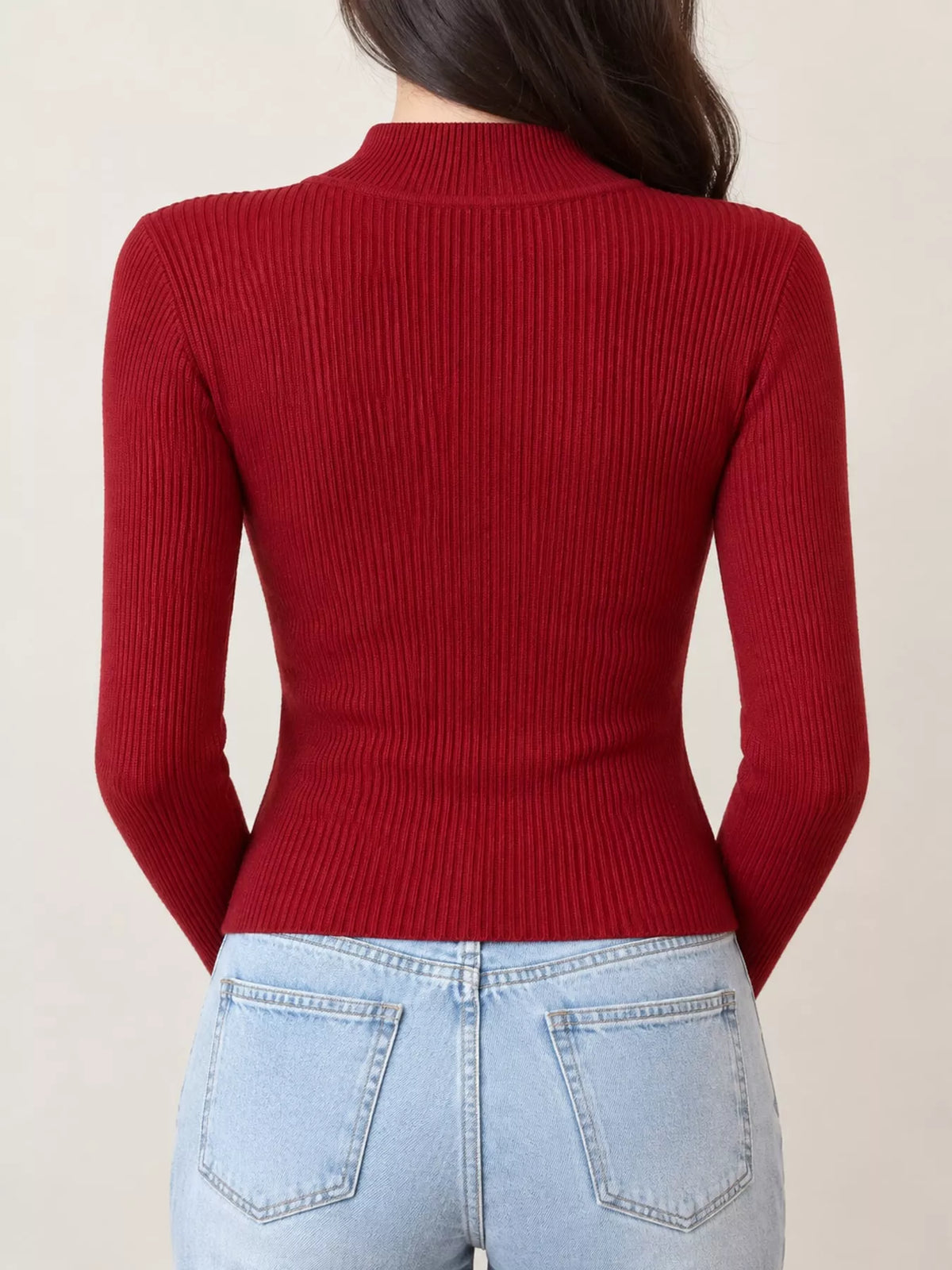 Elegant Slim-Fit Ribbed Mock Neck Knit Top