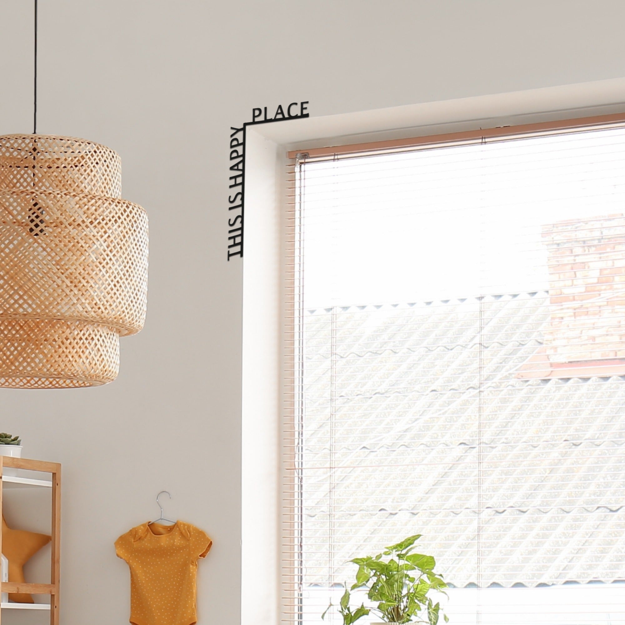 Wooden Corner Quote – This is Happy Place