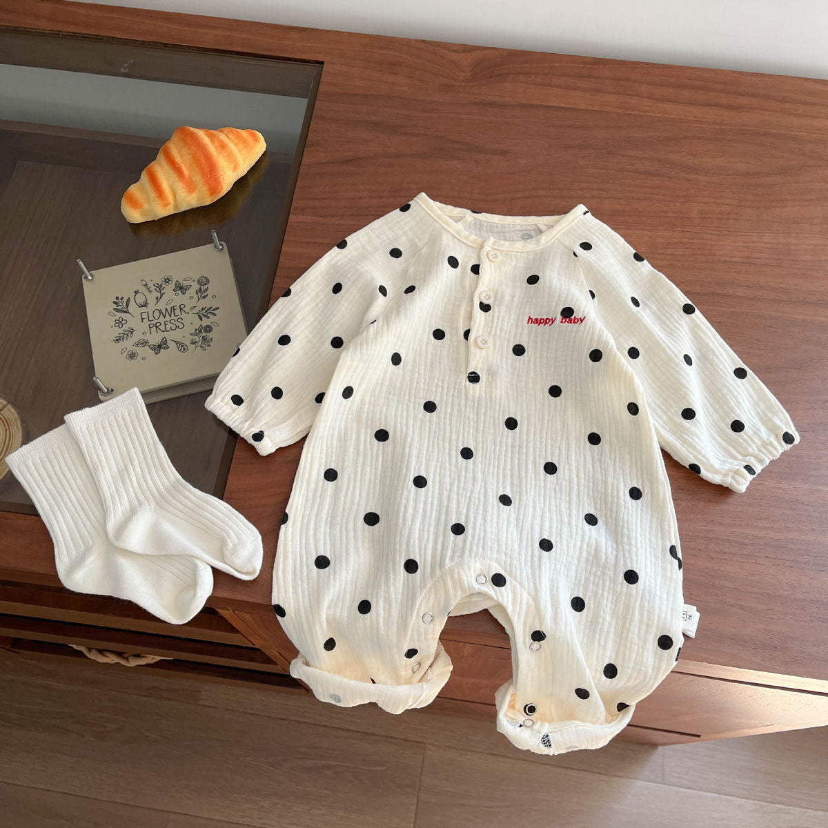Stylish Polka-dot Romper For Baby Boys And Girls