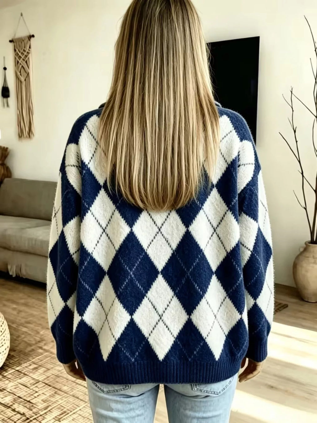 Argyle Pattern Polo Collar Sweater