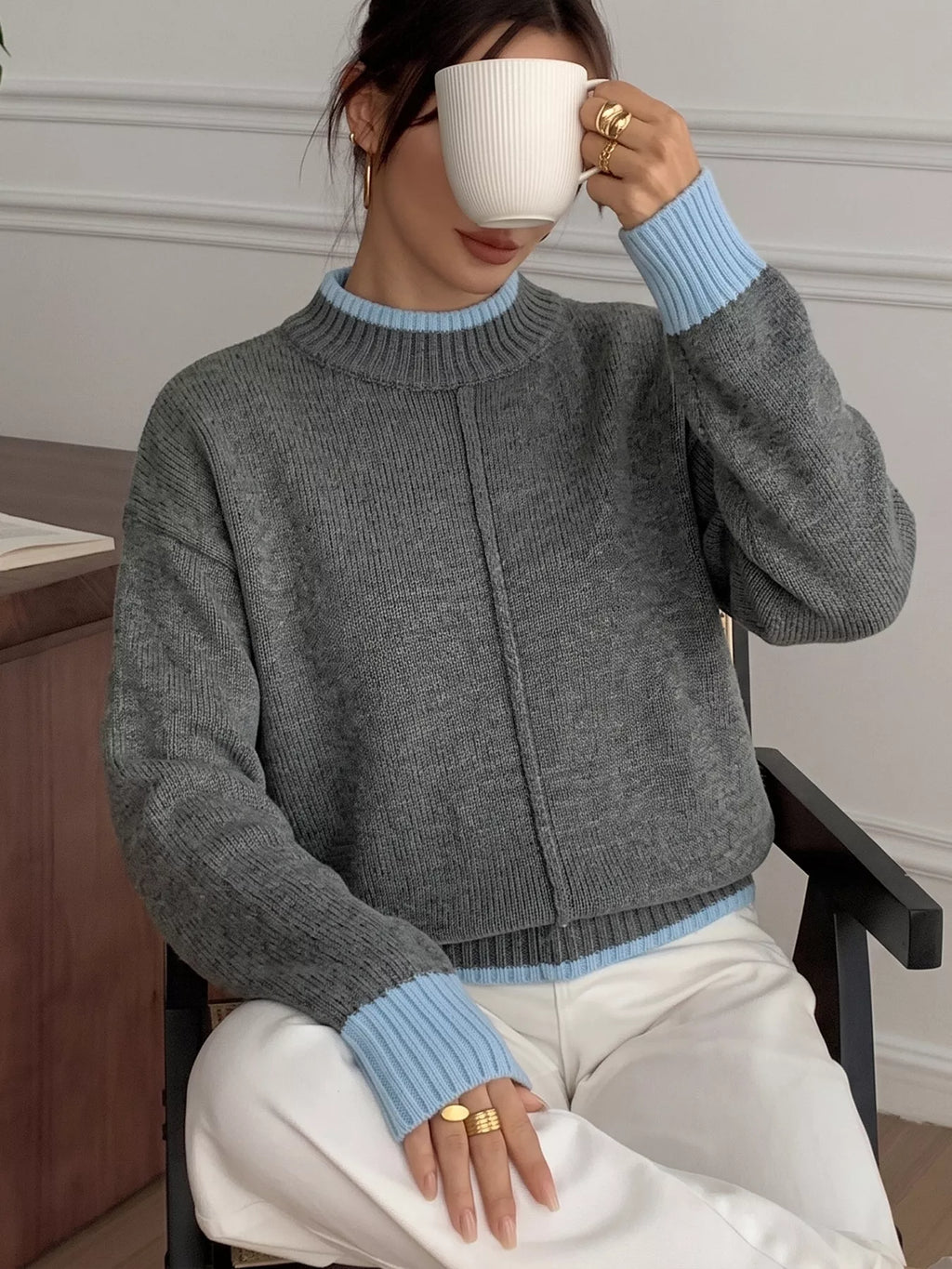 Contrast Trim Crew Neck Sweater