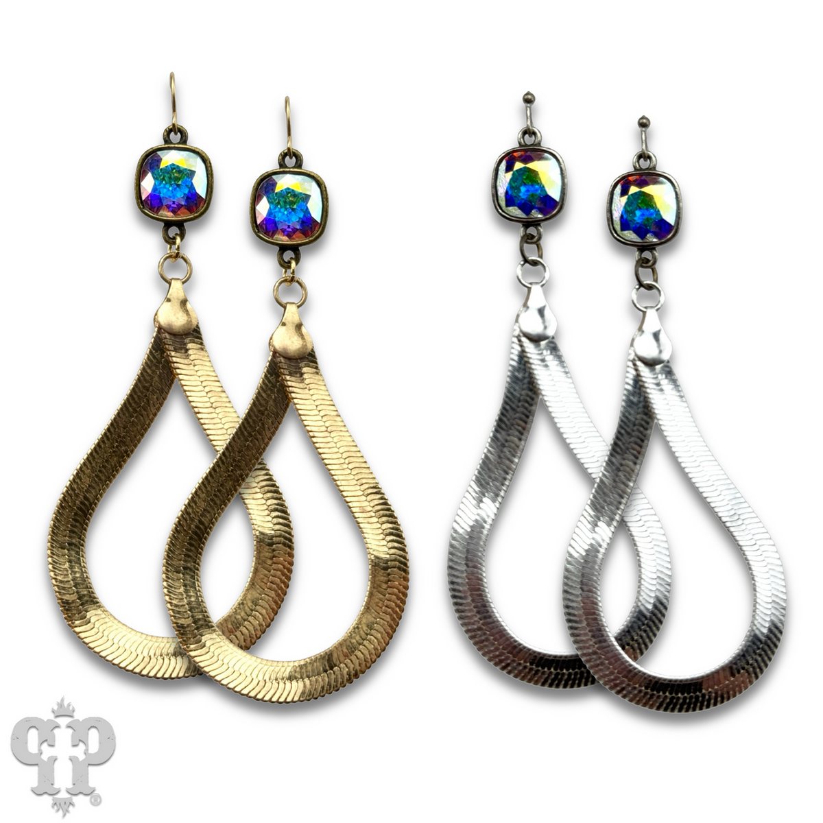 Snake chain teardrop earring with crystals from Swarovski®