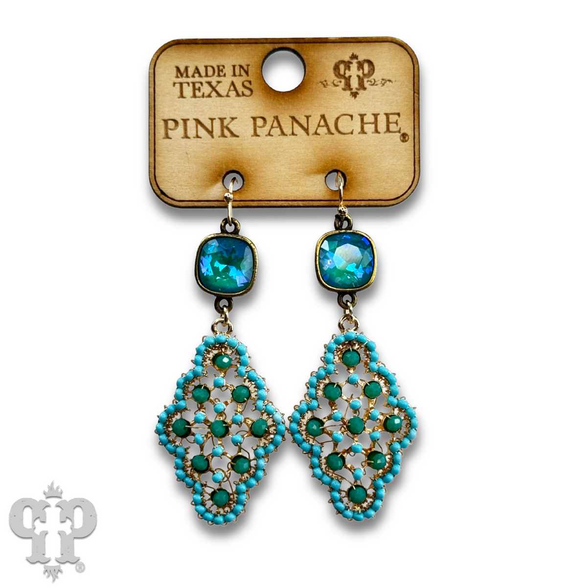 Rounded diamond shape earring with crystals from Swarovski®