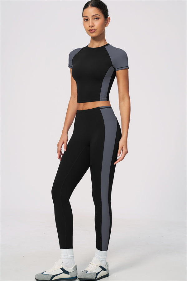The Sandstone T-shirt Leggings 2-Piece Set