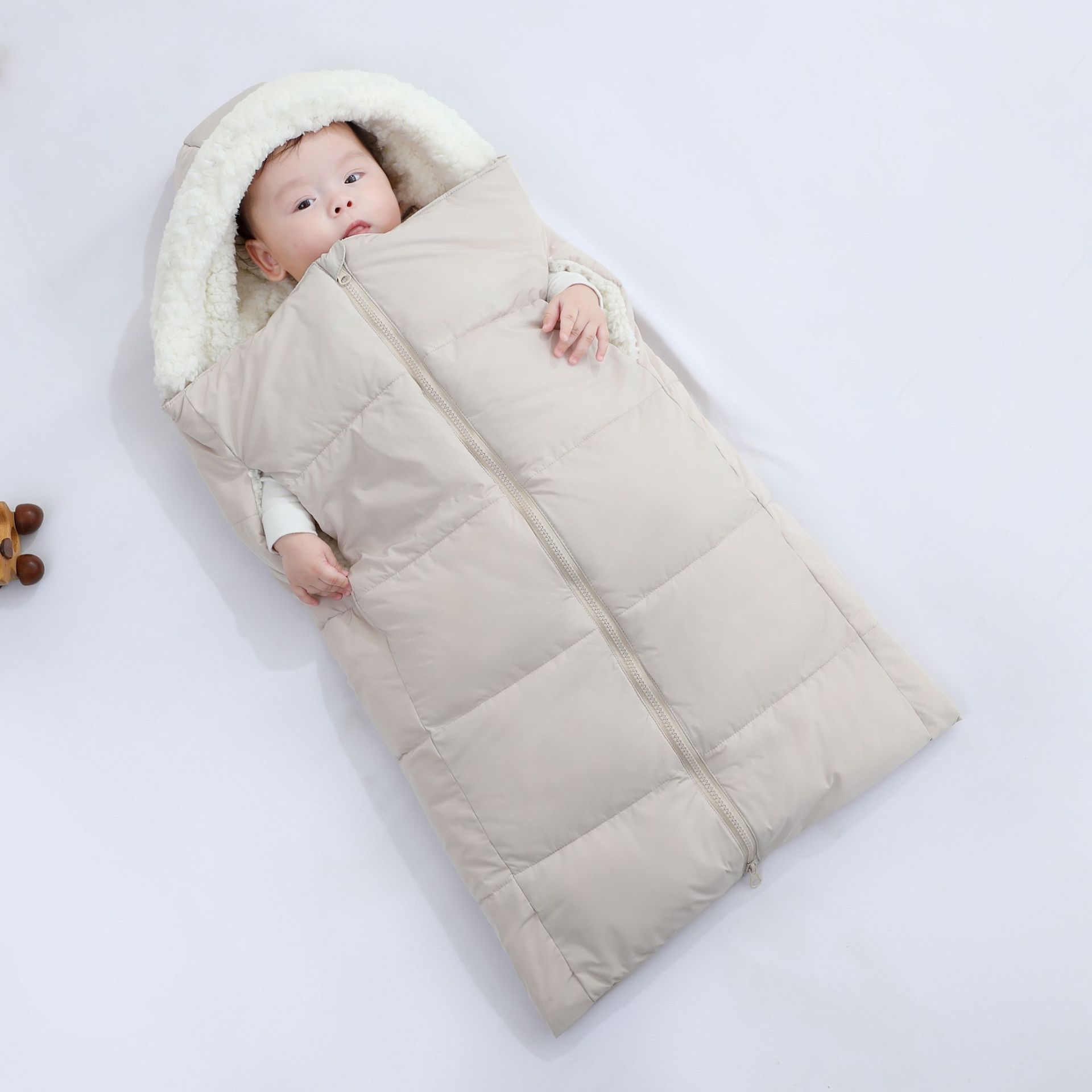 Autumn And Winter Warm Thickened Hooded Newborn Swaddle