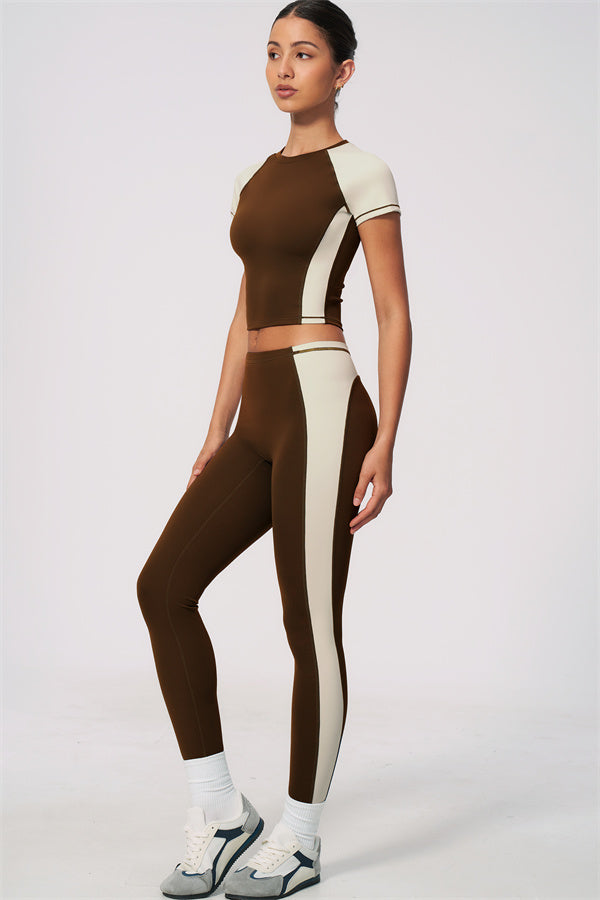 The Sandstone T-shirt Leggings 2-Piece Set