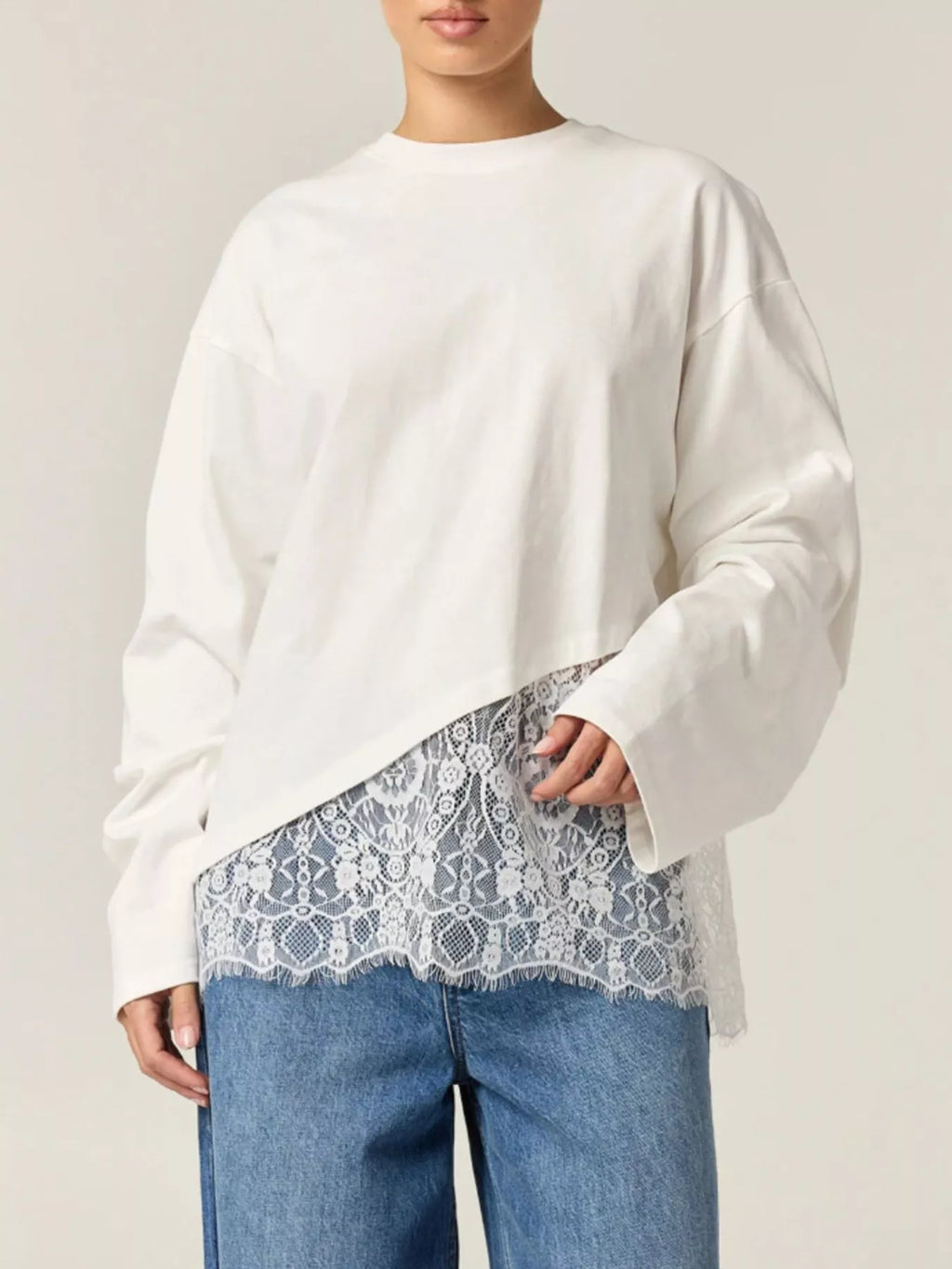 Long-Sleeve T-Shirt with Asymmetric Lace Hem