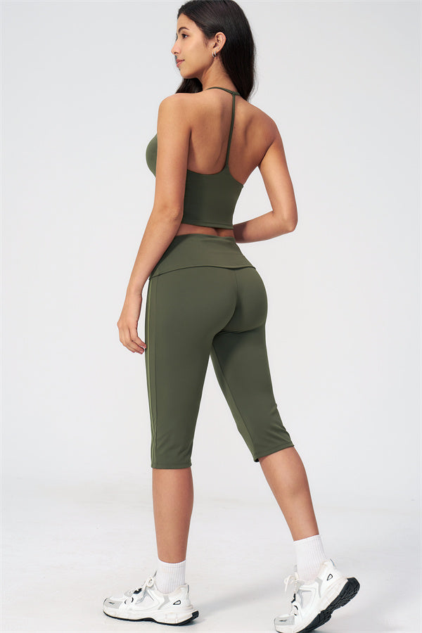The Evoke Crop Top Capri Leggings 2-Piece Set