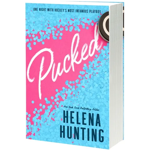 Pucked - Paperback