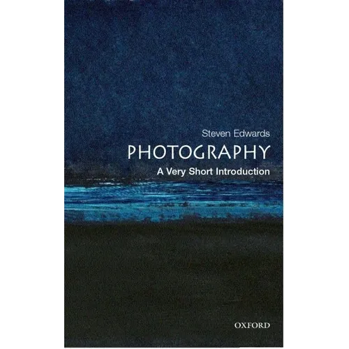 Photography: A Very Short Introduction - Paperback
