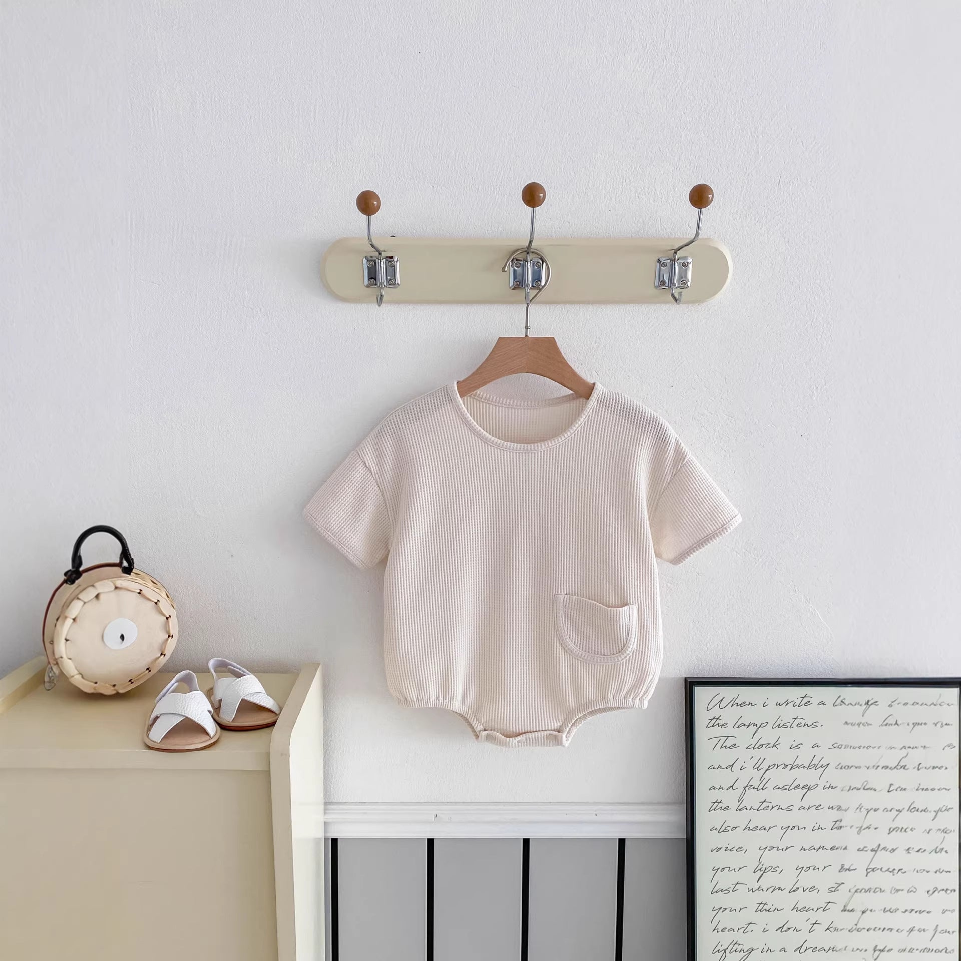 Babys Simple And Comfortable Waffle-knit Short-sleeve Onesie