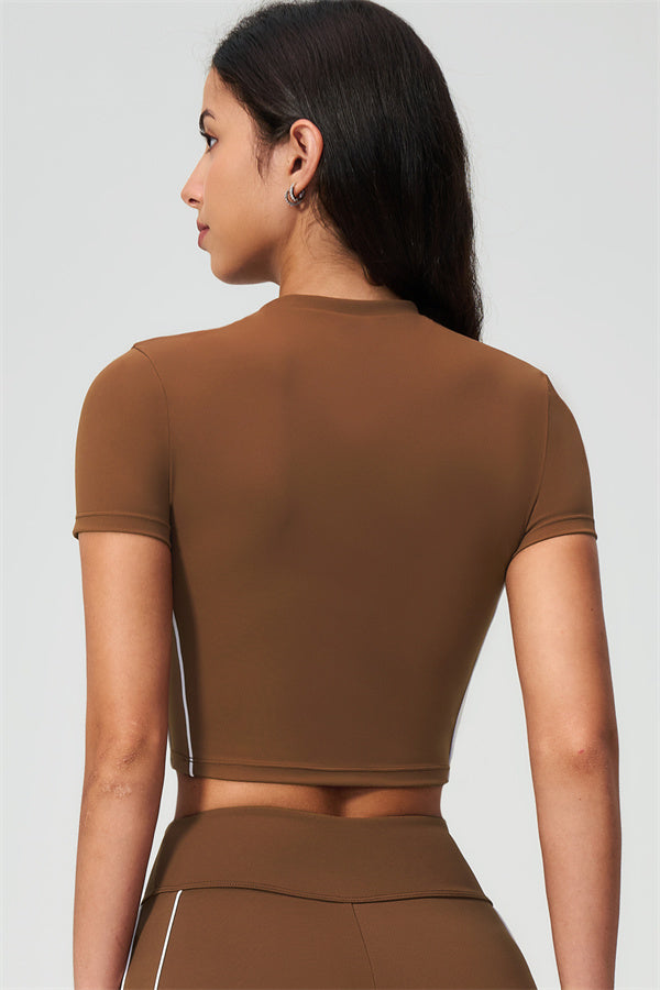 The Breathe T-shirt Capri Leggings 2-Piece Set