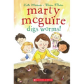 Marty McGuire Digs Worms! - Paperback