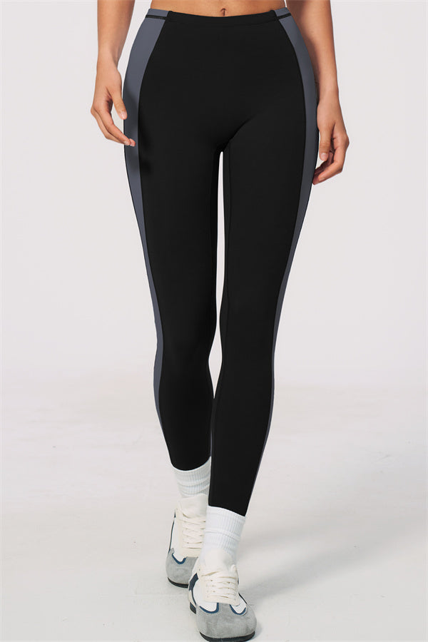 The Sandstone T-shirt Leggings 2-Piece Set