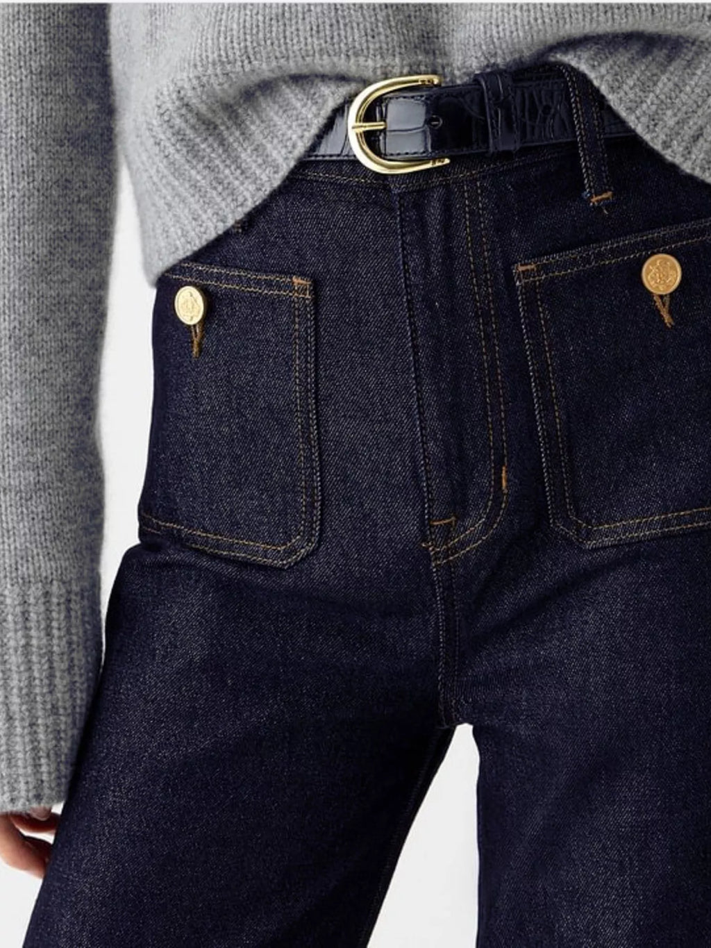 High-Waisted Jeans with Pockets