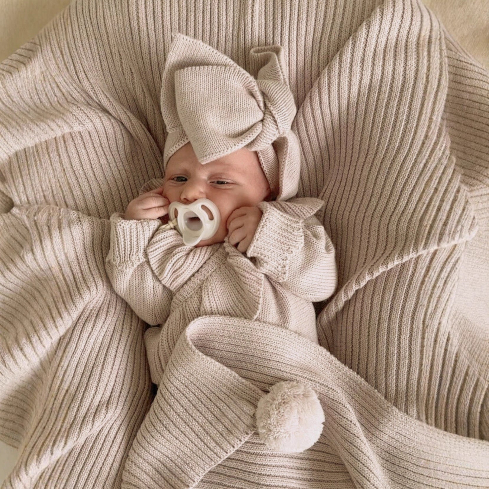 Baby Ruffle-Trim Sweater Cardigan Outfit Pants Headband 3-Piece Set