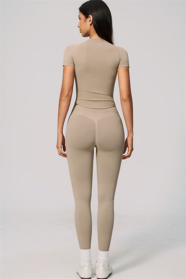 The Velvetine T-shirt Leggings 2-Piece Set