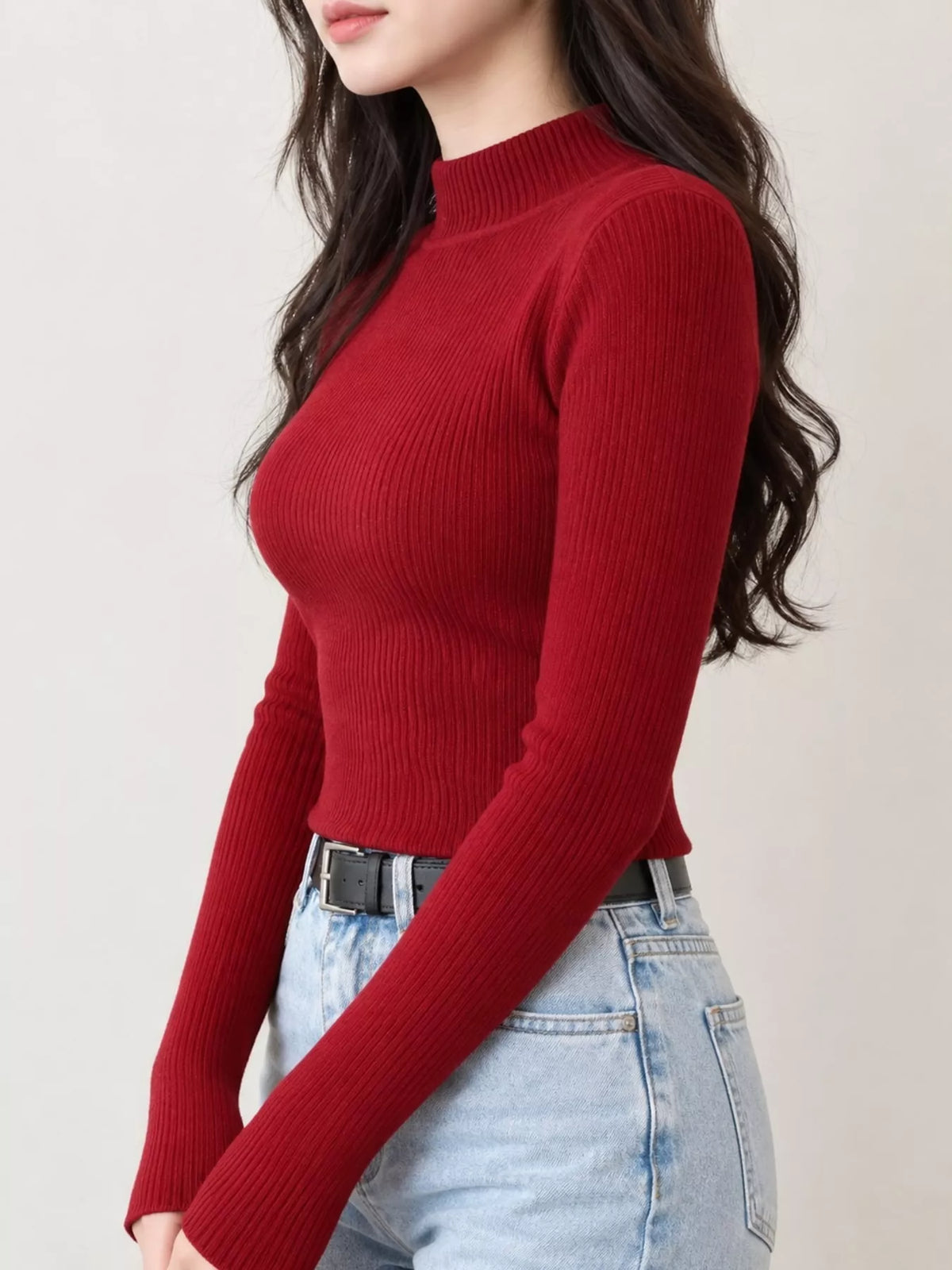 Elegant Slim-Fit Ribbed Mock Neck Knit Top