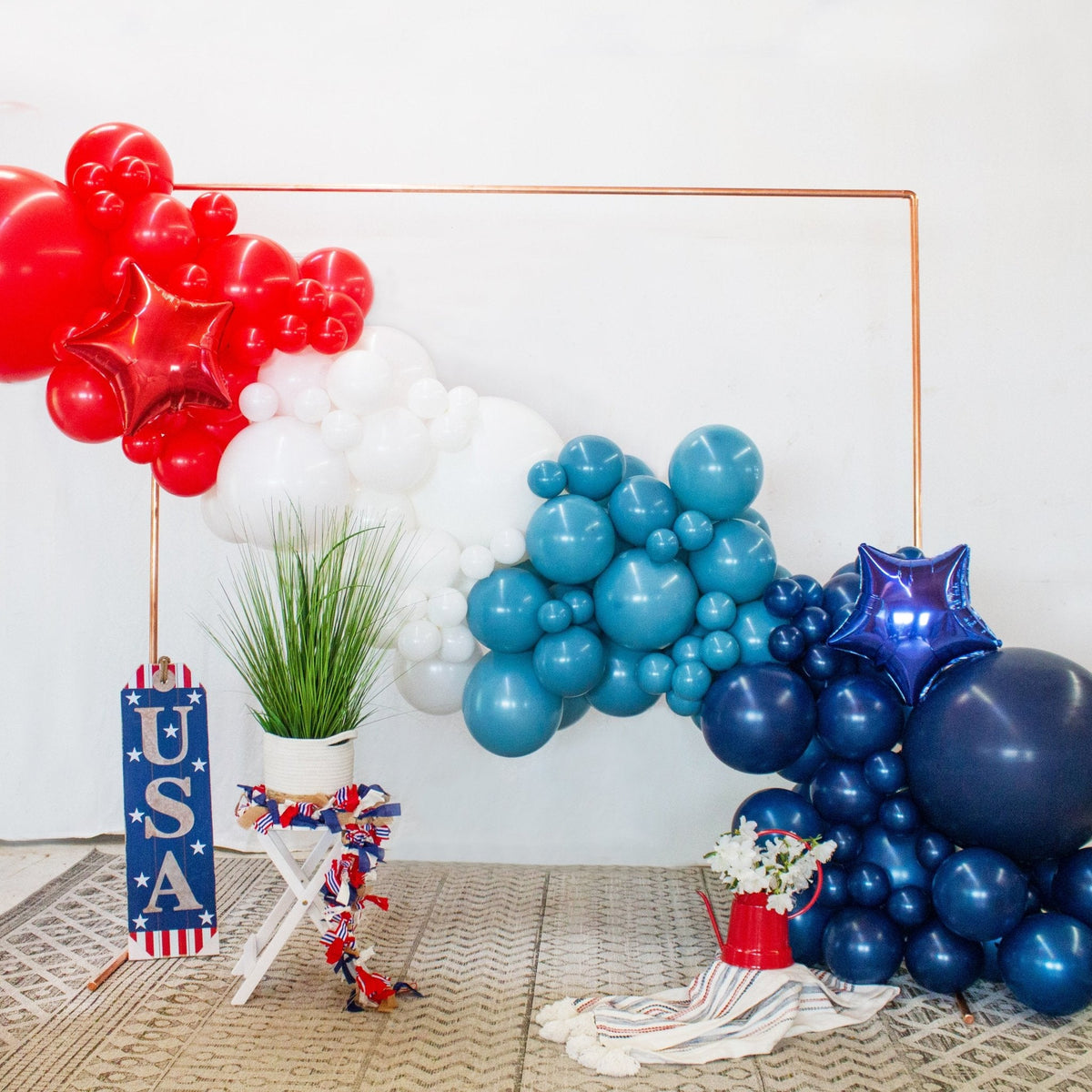 Patriotic Star Balloon – 19" Red, White & Blue