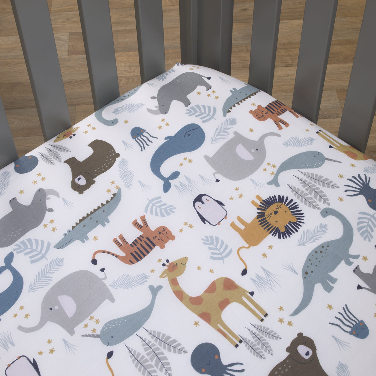 Zoo Animals White and Gray 4 Pc Crib Bedding Set
