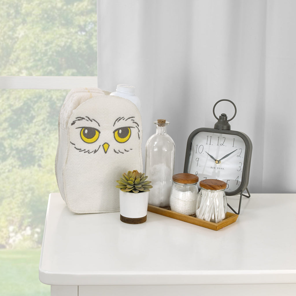 Warner Bros  Harry Potter Magical Moments White Hedwig Shaped Felt Storage