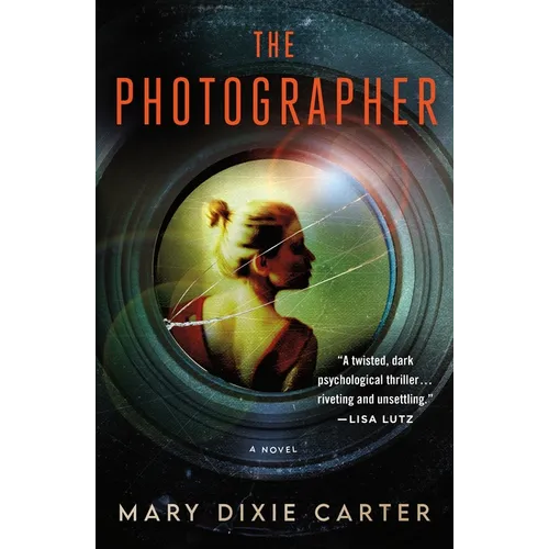 The Photographer - Paperback