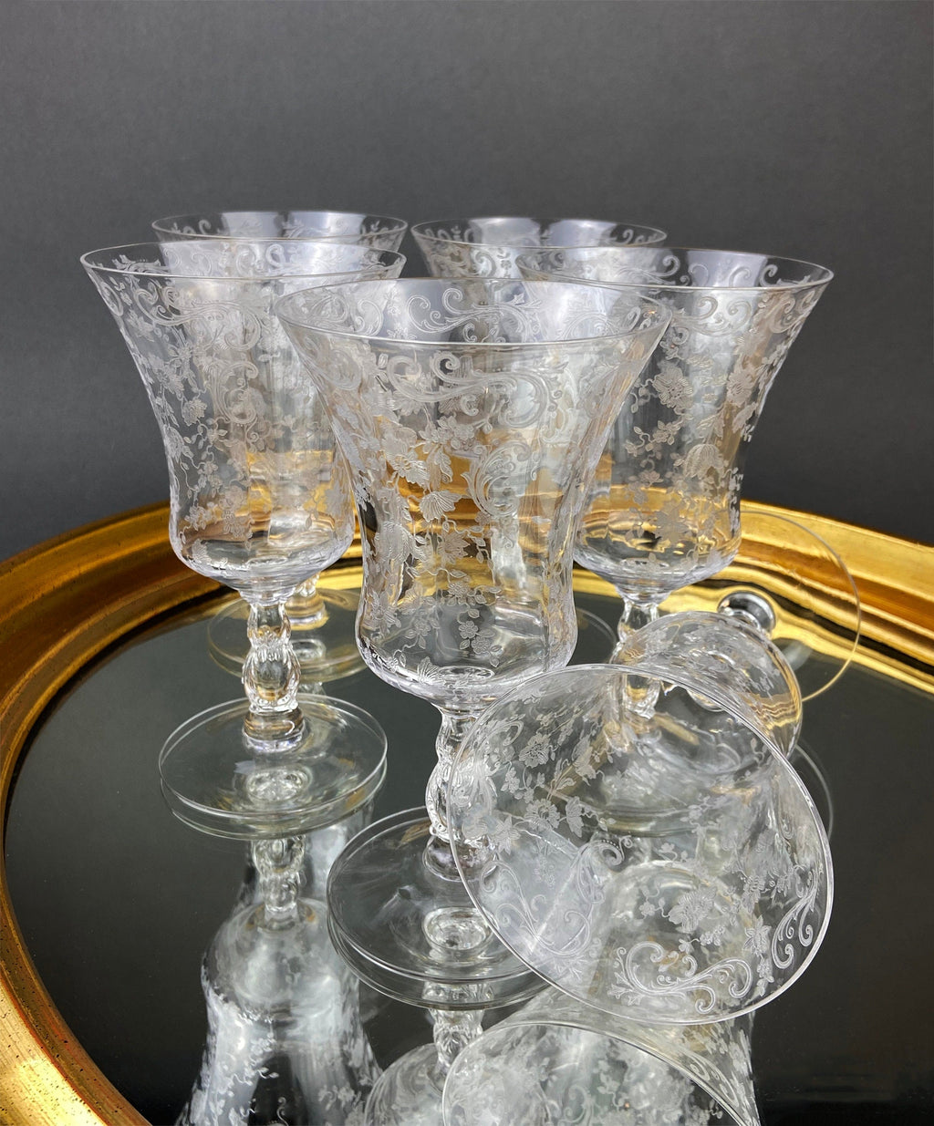 Cambridge Chantilly Low Sherbet Wine Glasses. Set of Nine Champagne Stemware. Vintage Collectible Glasses.